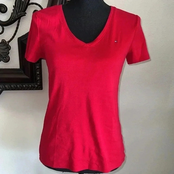 Tommy Hilfiger Women’s Favorite V-Neck Short Sleeve Red T-Shirt Medium - Picture 2 of 16